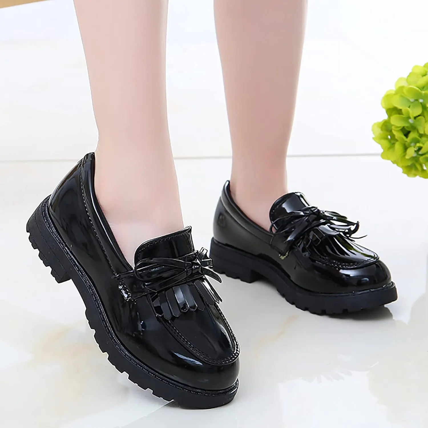 EnJoCho Toddler Running Shoes Girls Slip On Leather Loafer Tassel Bow Flats School Dress Shoes Outdoor For Girls