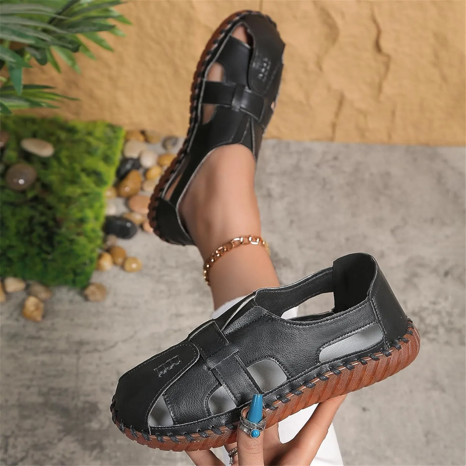 Womens Comfortable Flat Sandals Closed Toe Leather Cutout Hook and Loop Soft Sole Slip On Loafers Fashion Hand Stitched Beach Walking Sandal Casual Summer Outdoor
