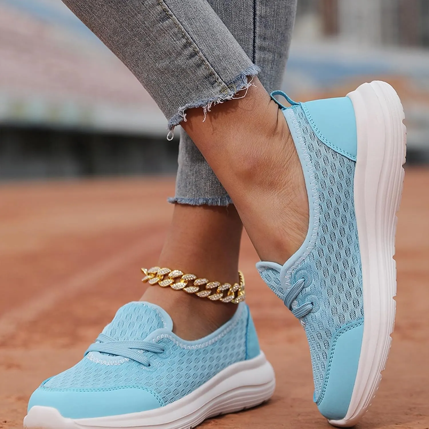 Womens Loafers Slip On Shoes Low Top Fashion Sneakers Breathable Slip On Arch Support Non-Slip Shoes Casual Walking Shoes