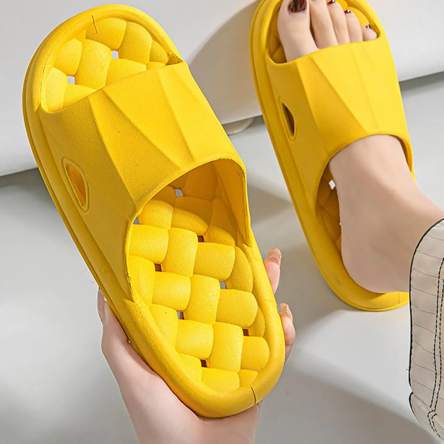 Women's Slide Slippers Memory Foam House Shoes Women's Slide Sandal Slip On Indoor Outdoor